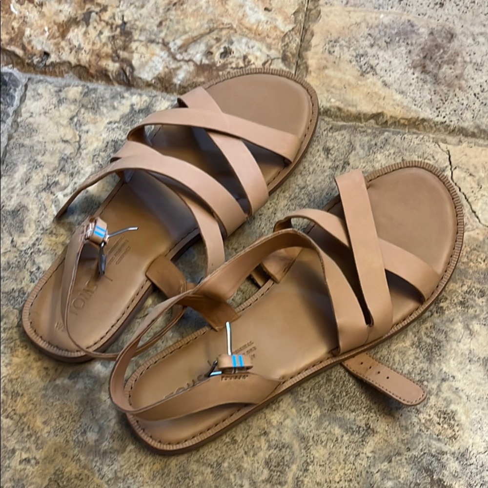 Toms Tan Sandals with Strappy Design for Casual Wear